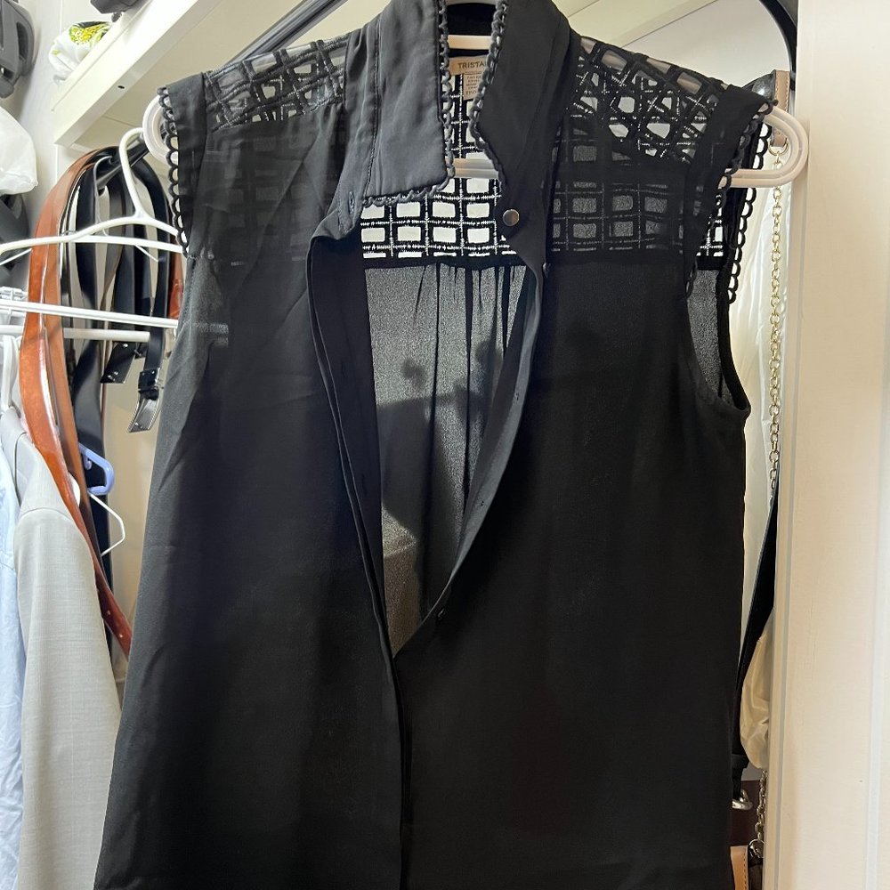 Sleeveless Blouse with shoulder details - Tristan